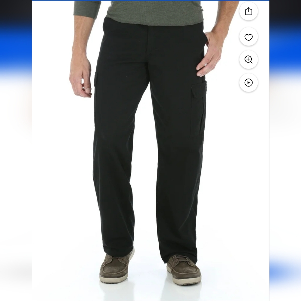 Wrangler 46x30 Men’s Work Wear Cargo Pants Utility Bootcut Black Carpenter NWOT
